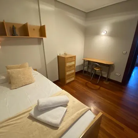 Appartement Zona Centro Con Garaje Y Piscina 4 Personas Castro Urdiales