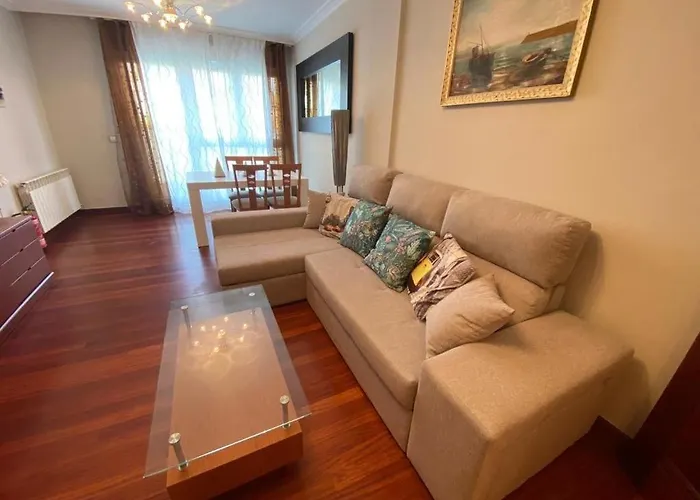 Zona Centro Con Garaje Y Piscina 4 Personas * Castro Urdiales