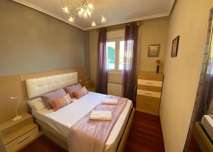 Apartmán Zona Centro Con Garaje Y Piscina 4 Personas *