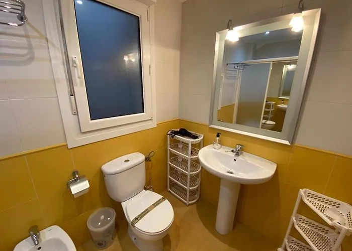 Zona Centro Con Garaje Y Piscina 4 Personas *