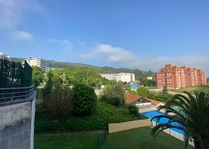 Zona Centro Con Garaje Y Piscina 4 Personas * Castro Urdiales