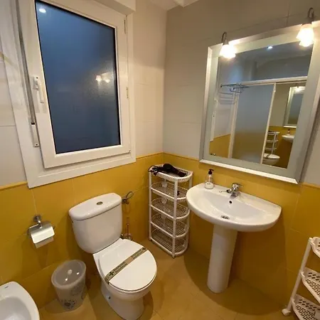 Zona Centro Con Garaje Y Piscina 4 Personas *